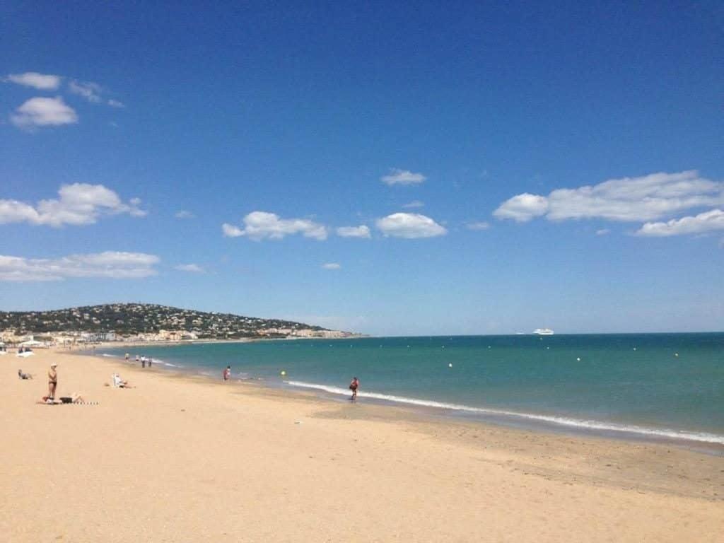 Grand Appartement 109M2 Vue Sur Quai Centre Ville,Wifi Sète Buitenkant foto